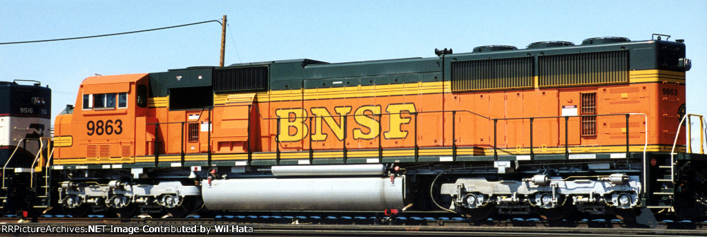 BNSF SD70MAC 9863